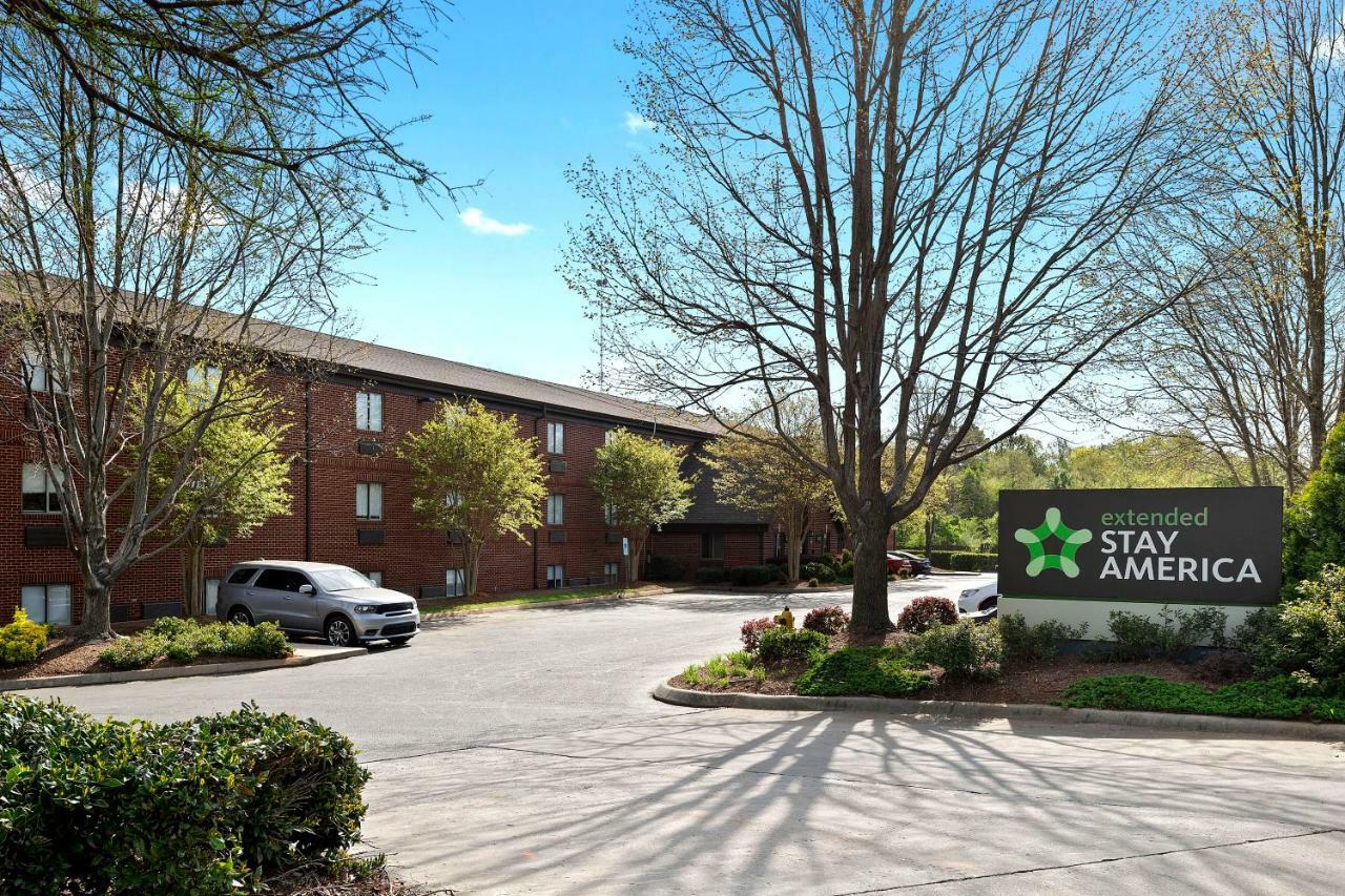 Extended Stay America Select Suites - Charlotte - University Place - E Mccullough Dr Eksteriør billede